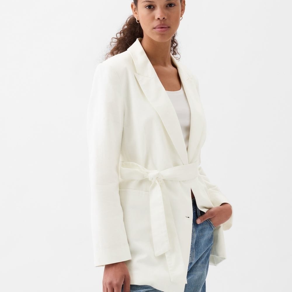 GAP White Tailored Blazer with Notched Lapels